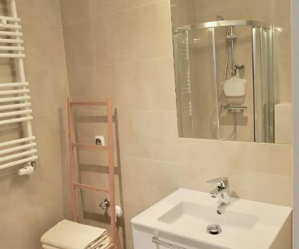 Bialy Apartament Centrum קולובז'ג